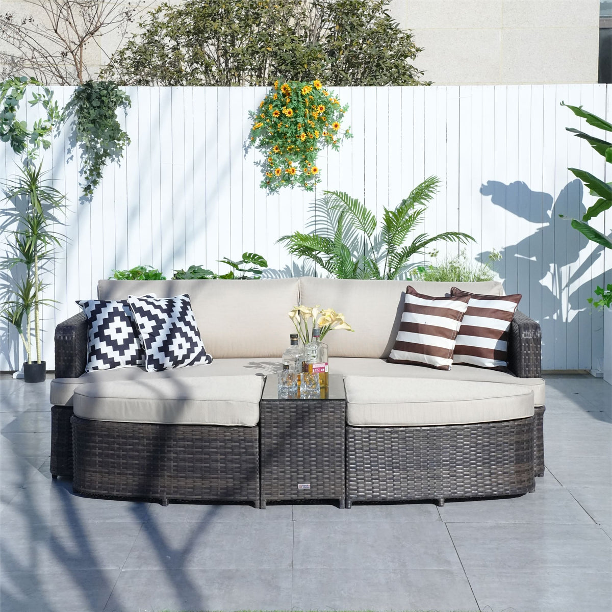 Doba Direct Wicker 5-Piece Outdoor Wicker Sofa Daybed Set Patio Furniture Sunbed