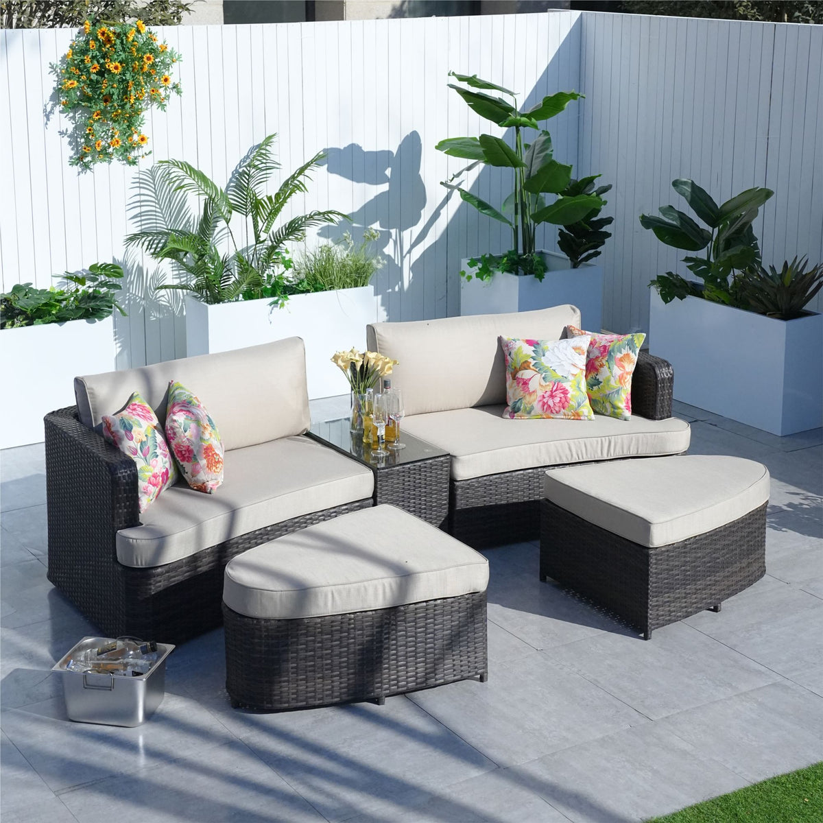 Doba Direct Wicker 5-Piece Outdoor Wicker Sofa Daybed Set Patio Furniture Sunbed